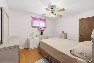 329 E Myrick Avenue, Addison, IL 60101 - Photo 16