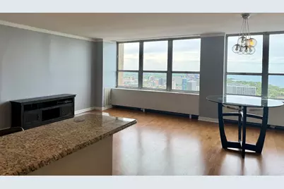 655 W Irving Park Road #4406, Chicago, IL 60613 - Photo 10