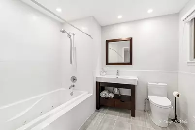 4939 Farwell Avenue, Skokie, IL 60077 - Photo 6