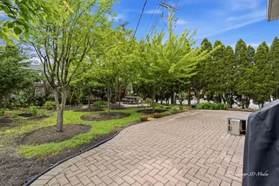 4939 Farwell Avenue, Skokie, IL 60077 - Photo 16