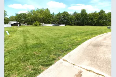 4 Coronado Drive, Centralia, IL 62801 - Photo 1