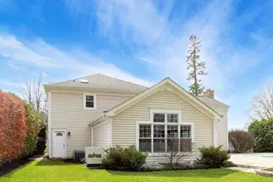 1212 W Clarendon Rd, Arlington Heights, IL 60004 - Photo 42