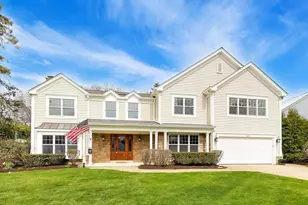 1212 W Clarendon Rd, Arlington Heights, IL 60004 - Photo 1