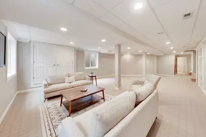 1212 W Clarendon Road, Arlington Heights, IL 60004 - Photo 36