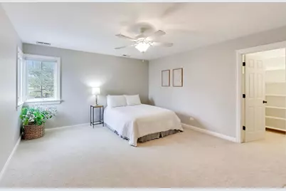 1212 W Clarendon Road, Arlington Heights, IL 60004 - Photo 30