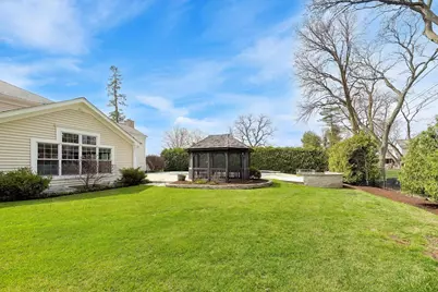 1212 W Clarendon Road, Arlington Heights, IL 60004 - Photo 48