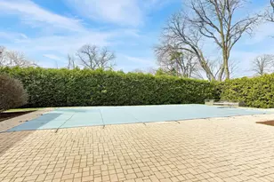1212 W Clarendon Rd, Arlington Heights, IL 60004 - Photo 44