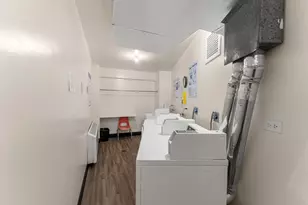 6833 N Kedzie Ave, Chicago, IL 60645 - Photo 36