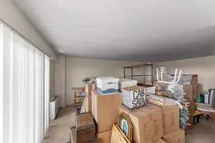 6833 N Kedzie Ave, Chicago, IL 60645 - Photo 12