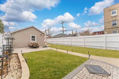2214 S 61st Court, Cicero, IL 60804 - Photo 24
