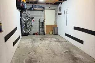 6655 W 64th Pl, Chicago, IL 60638 - Photo 20