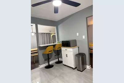 6655 W 64th Place #104, Chicago, IL 60638 - Photo 6