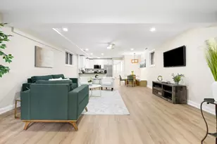19 E 26th St, Chicago, IL 60616 - Photo 2