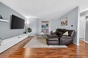 8721 Waterfront Dr, Palos Hills, IL 60465 - Photo 10