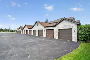 8721 Waterfront Dr, Palos Hills, IL 60465 - Photo 28