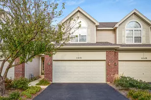 1251 Townes Cir, Aurora, IL 60502 - Photo 2