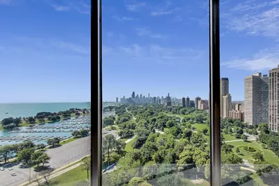 2800 N Lake Shore Drive #2414, Chicago, IL 60657 - Photo 18