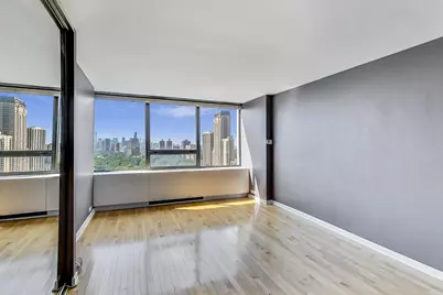 2800 N Lake Shore Drive #2414, Chicago, IL 60657 - Photo 10