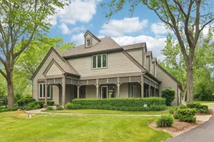 2212 Crystal Way, Crystal Lake, IL 60012 - Photo 2