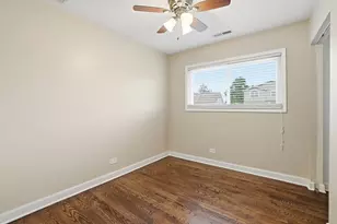 8718 Cranbrook Ln, Bridgeview, IL 60455 - Photo 6