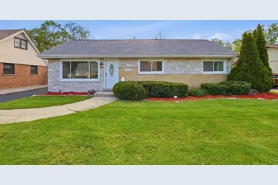8718 Cranbrook Lane, Bridgeview, IL 60455 - Photo 1
