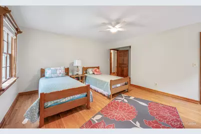 43W870 McDonald Road, Elgin, IL 60124 - Photo 16