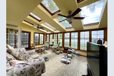 2401 Fairview Avenue, Johnsburg, IL 60051 - Photo 10