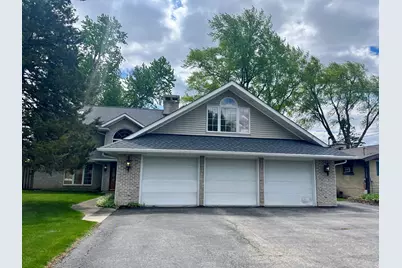 2401 Fairview Avenue, Johnsburg, IL 60051 - Photo 2