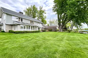 2401 Fairview Ave, Johnsburg, IL 60051 - Photo 38
