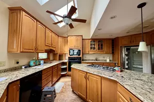 2401 Fairview Ave, Johnsburg, IL 60051 - Photo 16