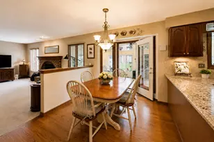 1265 N Scarlet Dr, Addison, IL 60101 - Photo 14