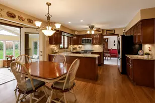 1265 N Scarlet Dr, Addison, IL 60101 - Photo 16