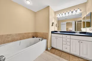 403 Town Center Blvd, Gilberts, IL 60136 - Photo 12