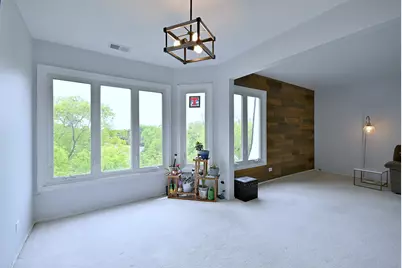 225 Lake Boulevard #560, Buffalo Grove, IL 60089 - Photo 12