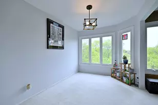 225 Lake Blvd, Buffalo Grove, IL 60089 - Photo 14
