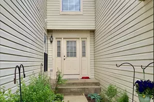 2164 Seaver Ln, Hoffman Estates, IL 60169 - Photo 1
