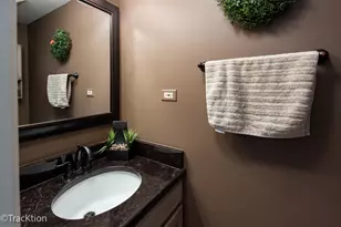 17 Peach tree Ln, Westmont, IL 60559 - Photo 8