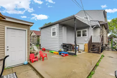 4951 W Concord Place, Chicago, IL 60639 - Photo 24