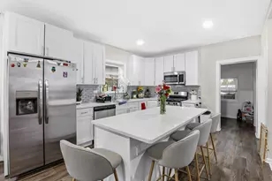 4951 W Concord Pl, Chicago, IL 60639 - Photo 6