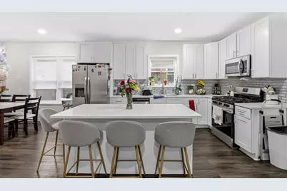 4951 W Concord Place, Chicago, IL 60639 - Photo 8
