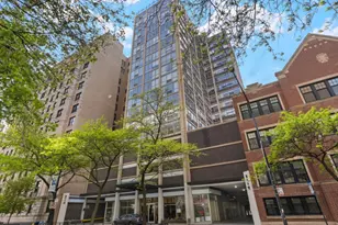 3110 N Sheridan Rd, Chicago, IL 60657 - Photo 1
