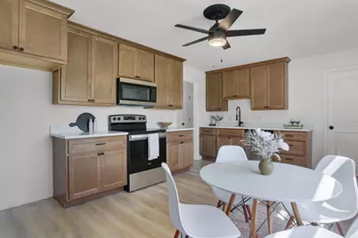 5703 Sir Gawain Drive, Godfrey, IL 62035 - Photo 8