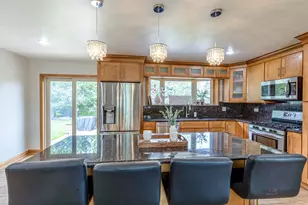 2632 Sarah St, Franklin Park, IL 60131 - Photo 6