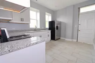 2858 S St Louis Ave, Chicago, IL 60623 - Photo 6