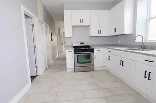 2858 S St Louis Ave, Chicago, IL 60623 - Photo 4