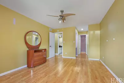 70 Old Oak Drive #124, Buffalo Grove, IL 60089 - Photo 12
