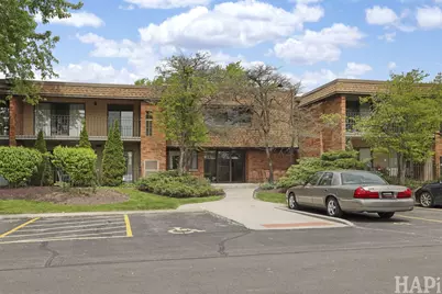 70 Old Oak Drive #124, Buffalo Grove, IL 60089 - Photo 2