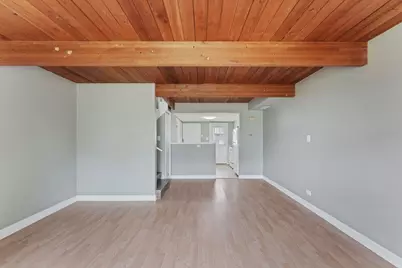 485 Meadow Green Lane, Round Lake Beach, IL 60073 - Photo 6