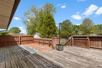 2120 Coronet Road, Loves Park, IL 61111 - Photo 14