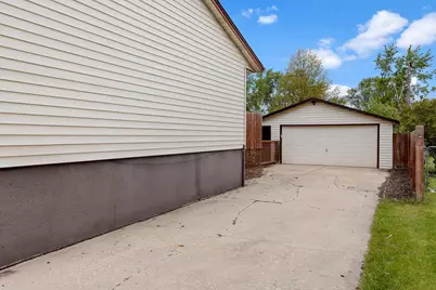 2120 Coronet Road, Loves Park, IL 61111 - Photo 20